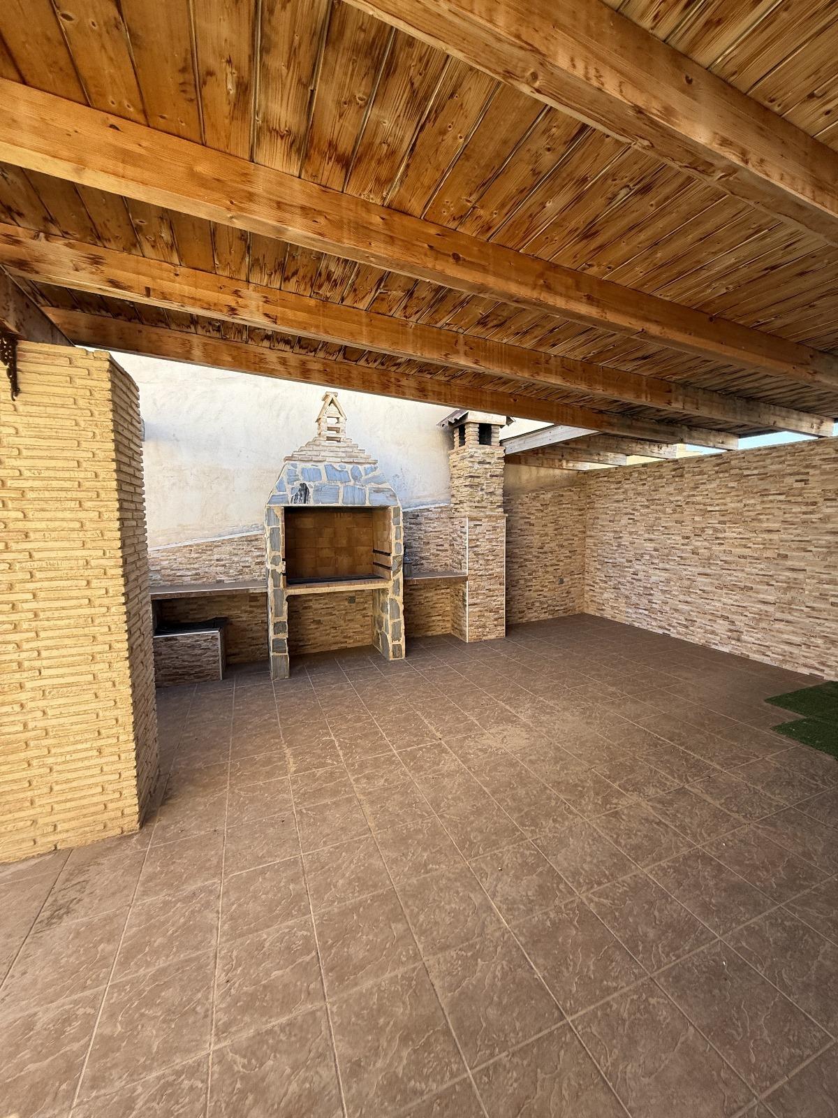 4 Bed, 2 Bath, HouseFor Sale, Torrevieja, Alicante