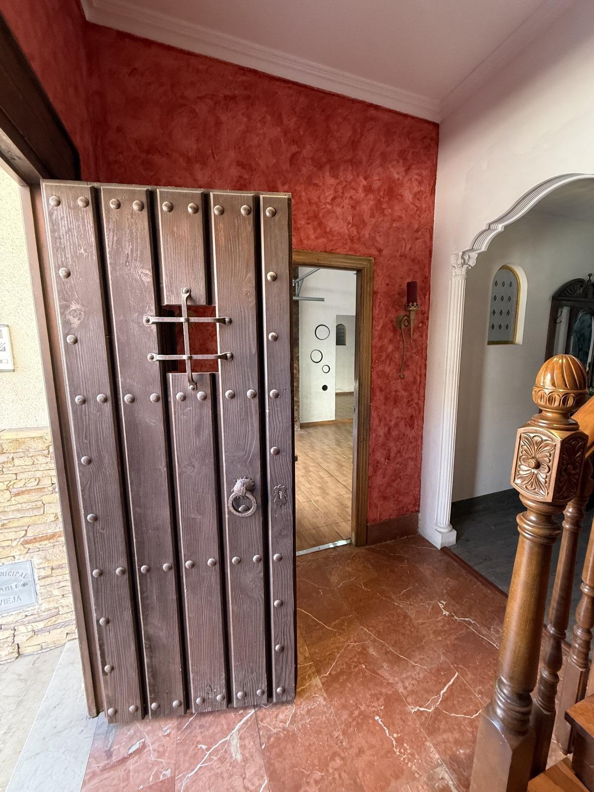 4 Bed, 2 Bath, HouseFor Sale, Torrevieja, Alicante