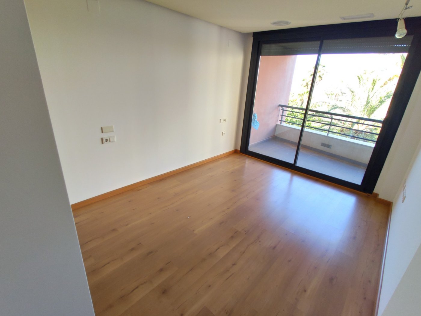 3 Bed, 2 Bath, ApartmentFor Sale, Torrevieja, Alicante