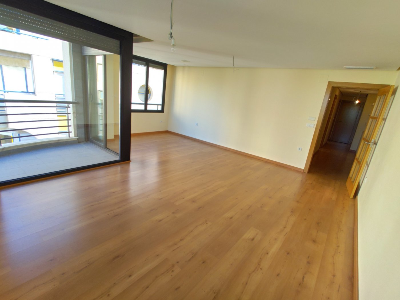 3 Bed, 2 Bath, ApartmentFor Sale, Torrevieja, Alicante