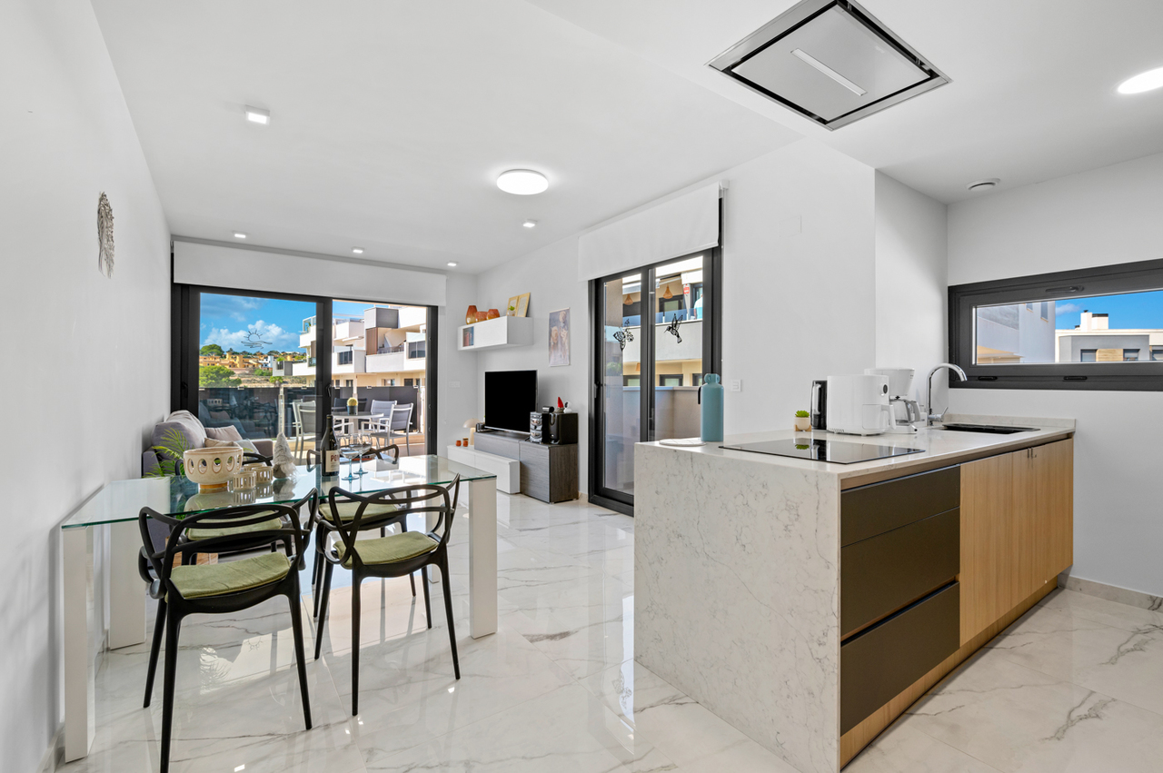 2 Bed, 2 Bath, ApartmentFor Sale, Villamartin, Alicante