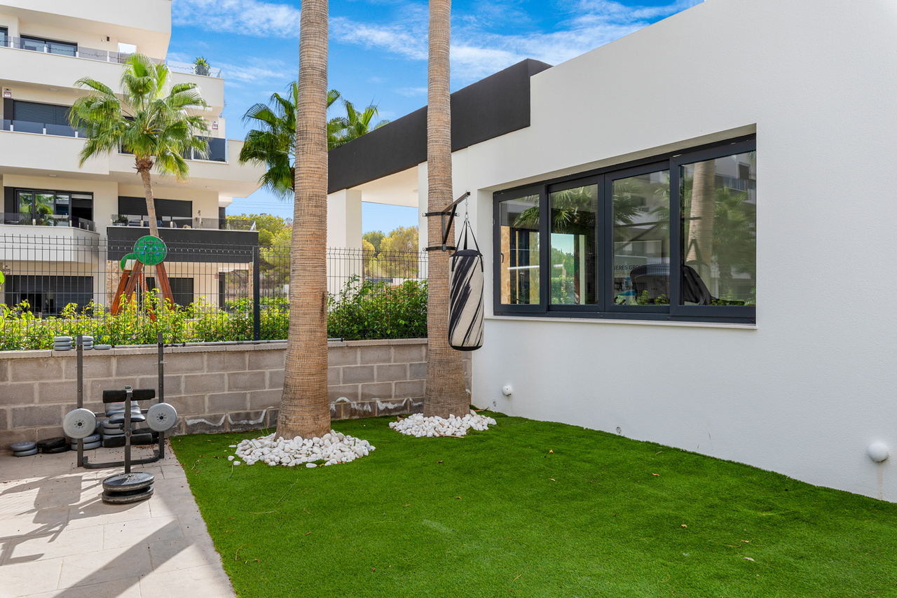 2 Bed, 2 Bath, ApartmentFor Sale, Villamartin, Alicante