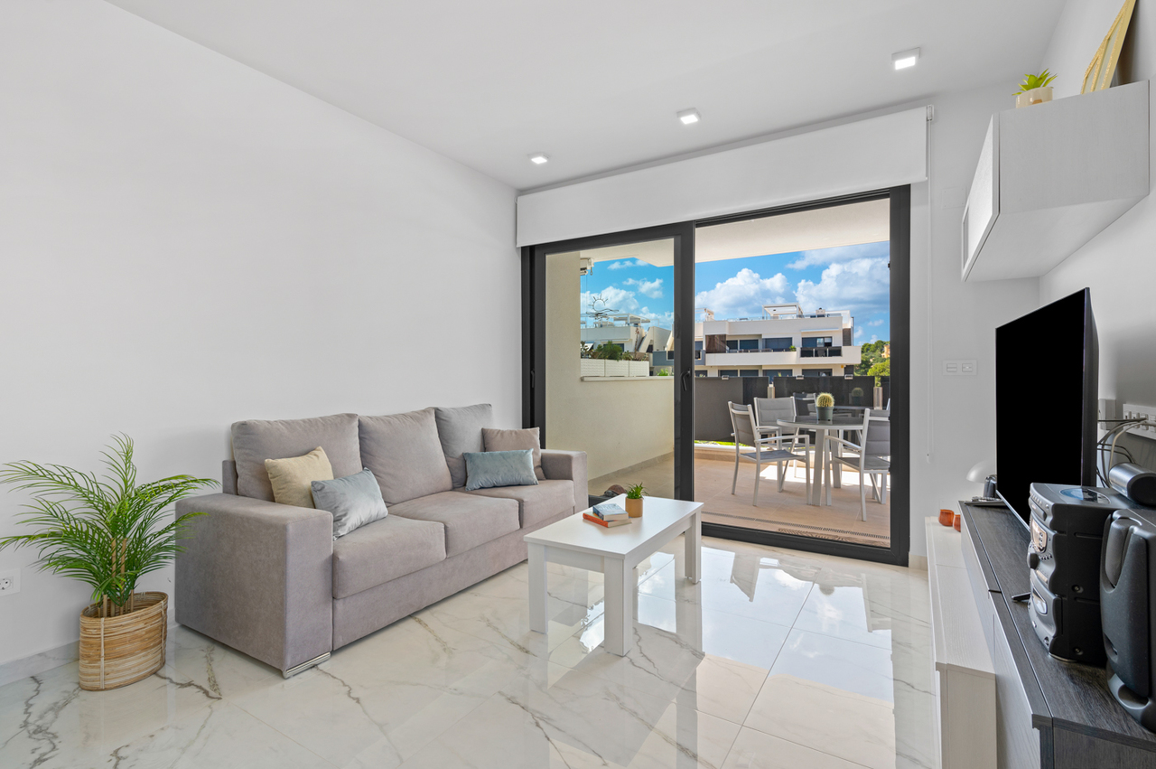 2 Bed, 2 Bath, ApartmentFor Sale, Villamartin, Alicante