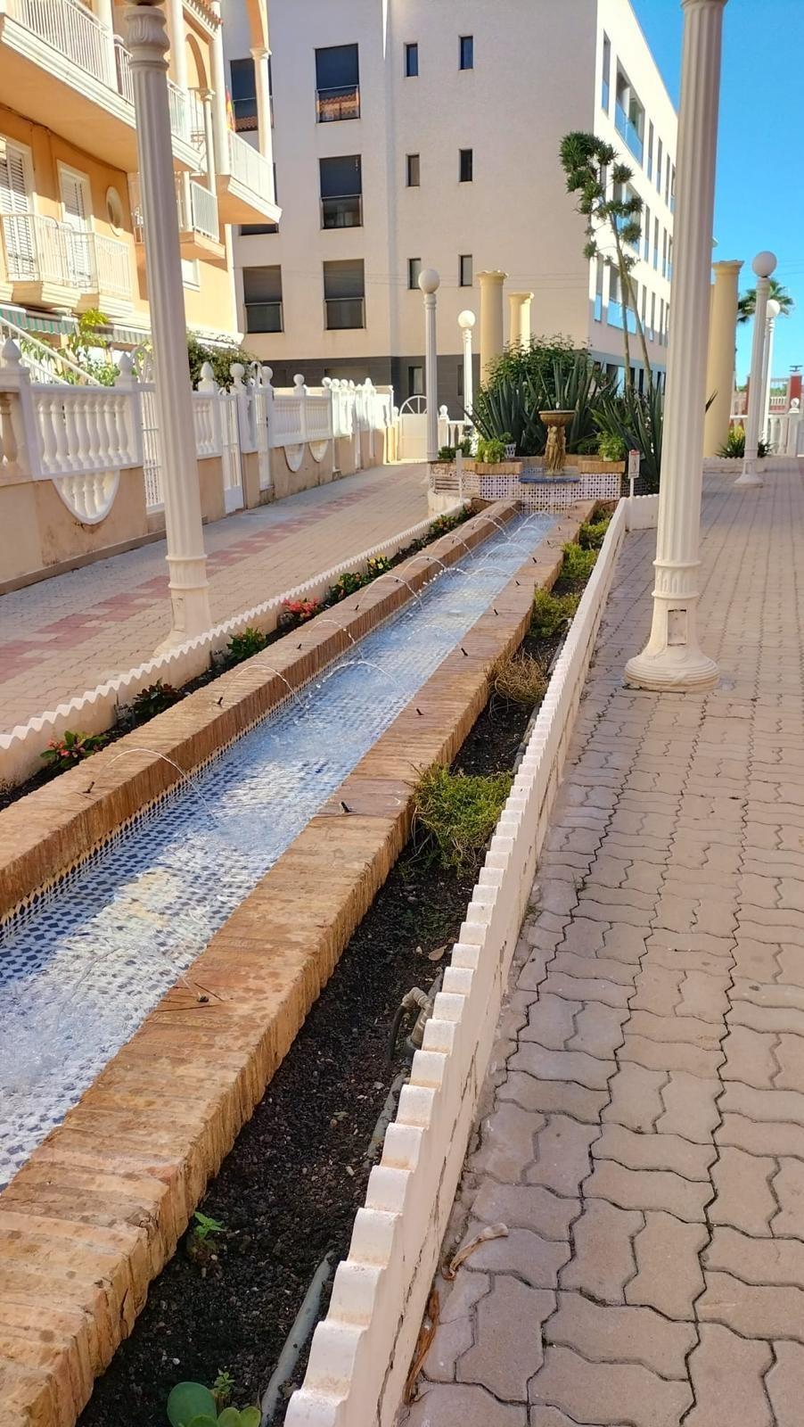 2 Bed, 1 Bath, ApartmentFor Sale, Torrevieja, Alicante