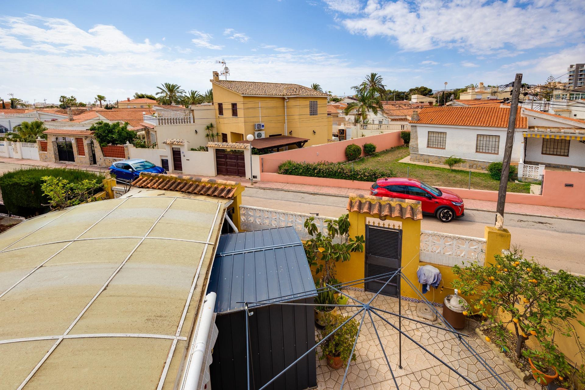 4 Bed, 3 Bath, HouseFor Sale, Torrevieja, Alicante