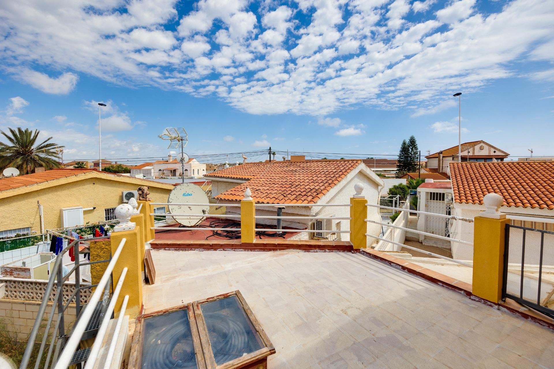 4 Bed, 3 Bath, HouseFor Sale, Torrevieja, Alicante