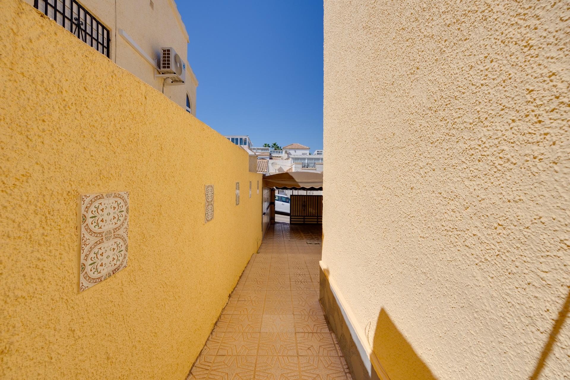 3 Bed, 2 Bath, HouseFor Sale, San Fulgencio, Alicante