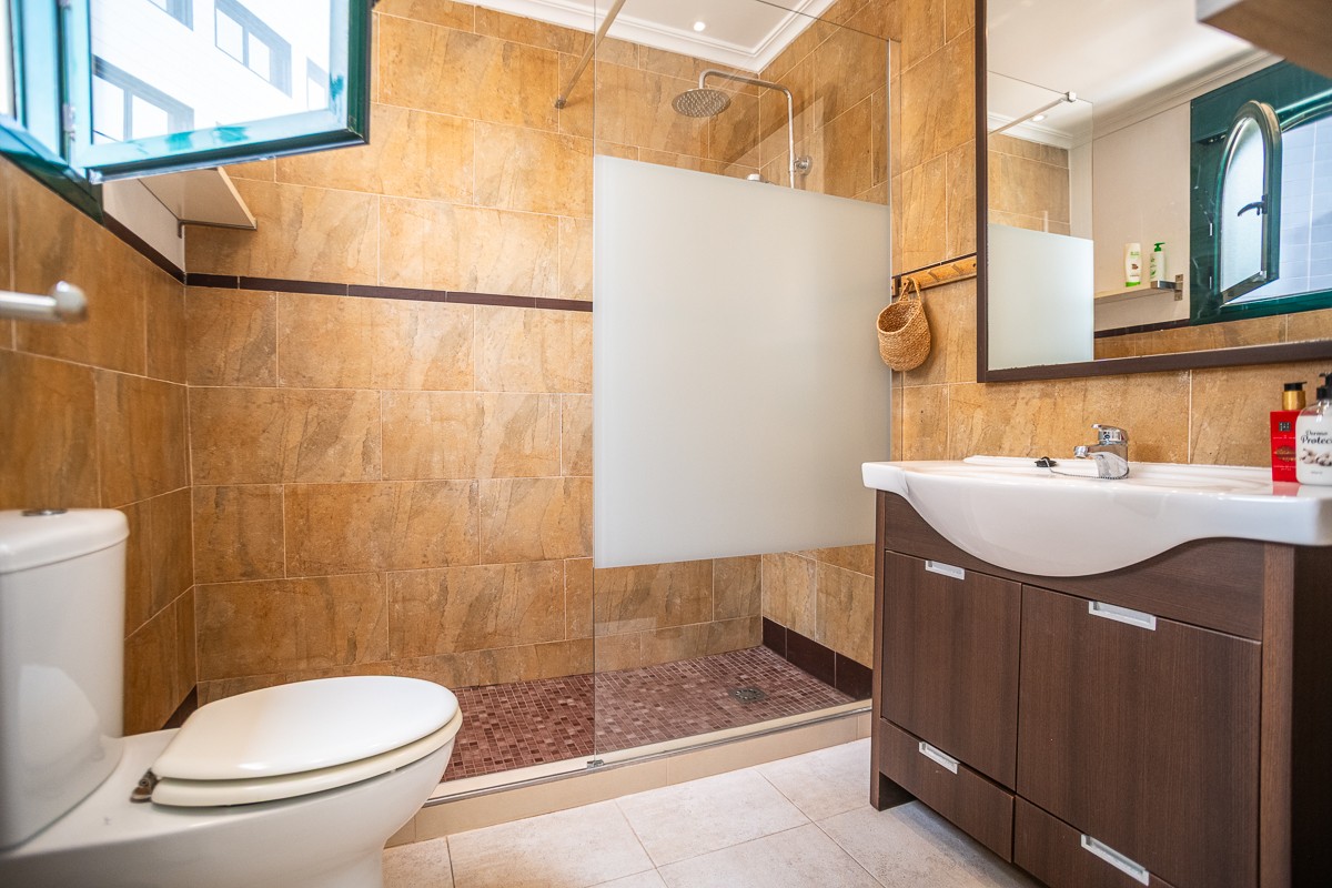 3 Bed, 2 Bath, HouseFor Sale, Torrevieja, Alicante