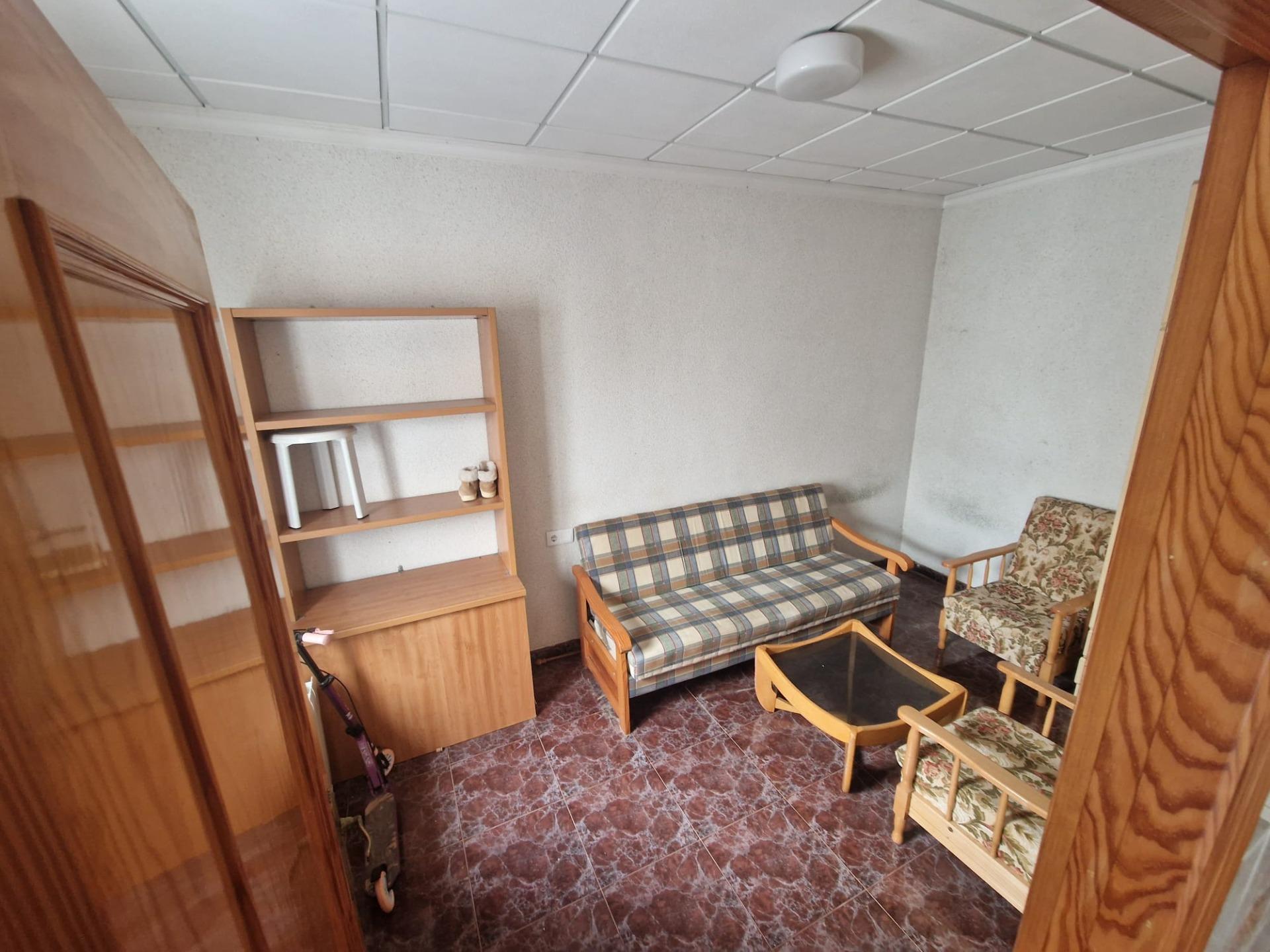 4 Bed, 2 Bath, HouseFor Sale, Torrevieja, Alicante