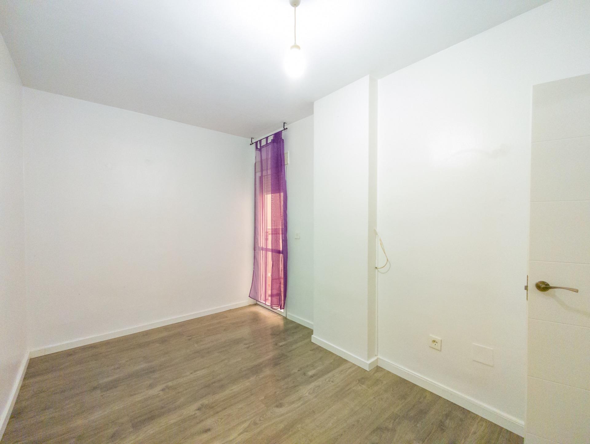 3 Bed, 2 Bath, ApartmentFor Sale, Torrevieja, Alicante