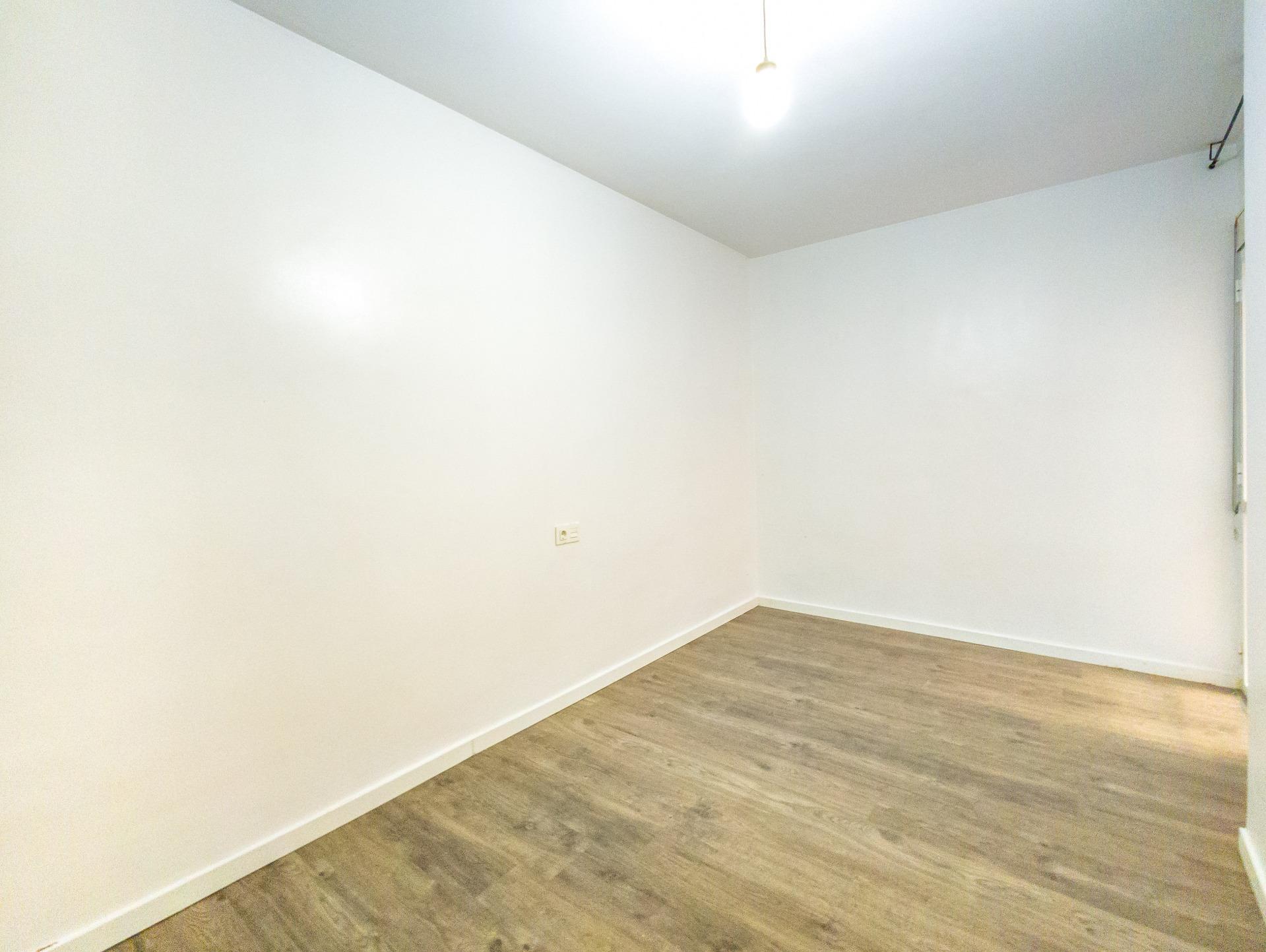 3 Bed, 2 Bath, ApartmentFor Sale, Torrevieja, Alicante