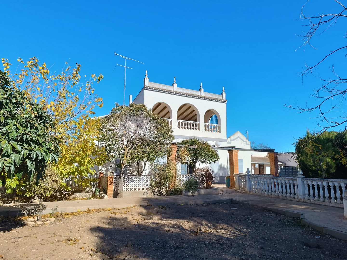 5 Bed, 2 Bath, HouseFor Sale, Yecla, Murcia