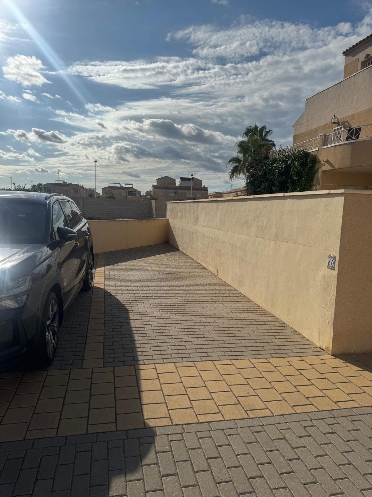 3 Bed, 1 Bath, ApartmentFor Sale, Torrevieja, Alicante