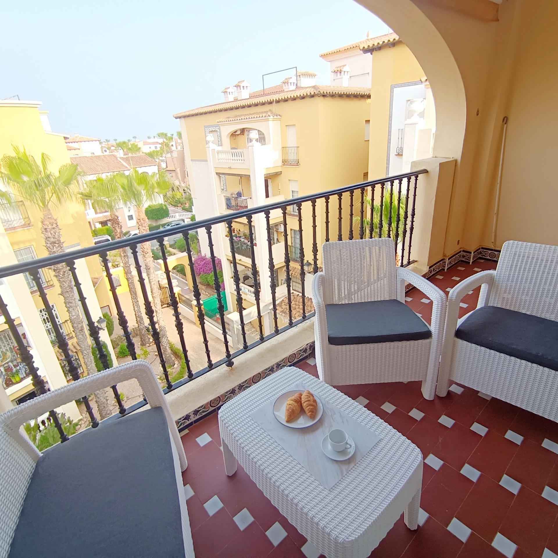 3 Bed, 2 Bath, ApartmentFor Sale, Torrevieja, Alicante