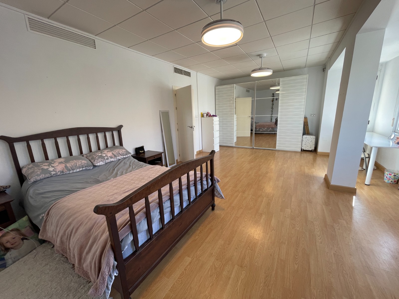 5 Bed, 2 Bath, HouseFor Sale, Algorfa, Alicante