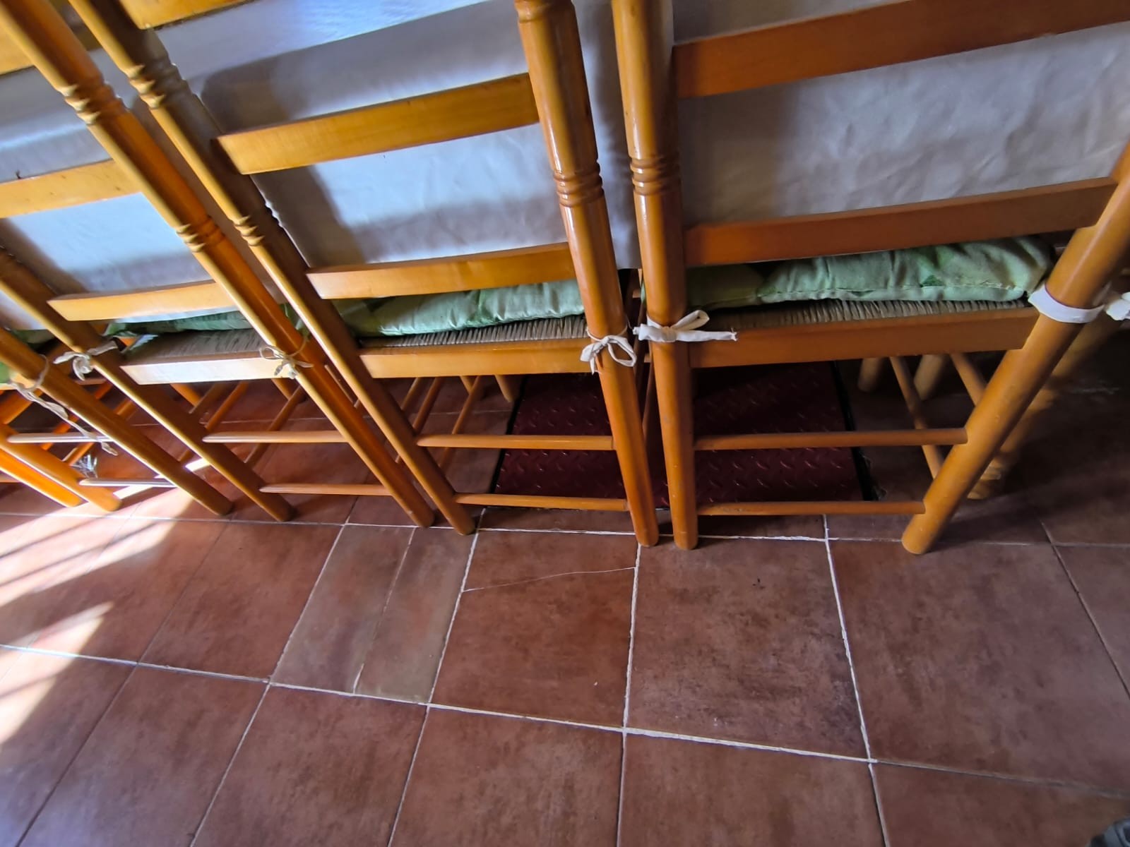 6 Bed, 2 Bath, HouseFor Sale, Yecla, Murcia