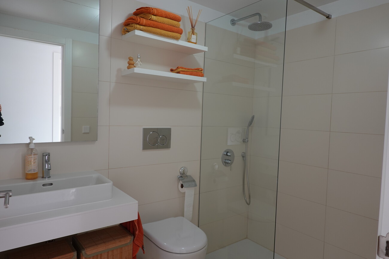 3 Bed, 2 Bath, ApartmentFor Sale, Torrevieja, Alicante