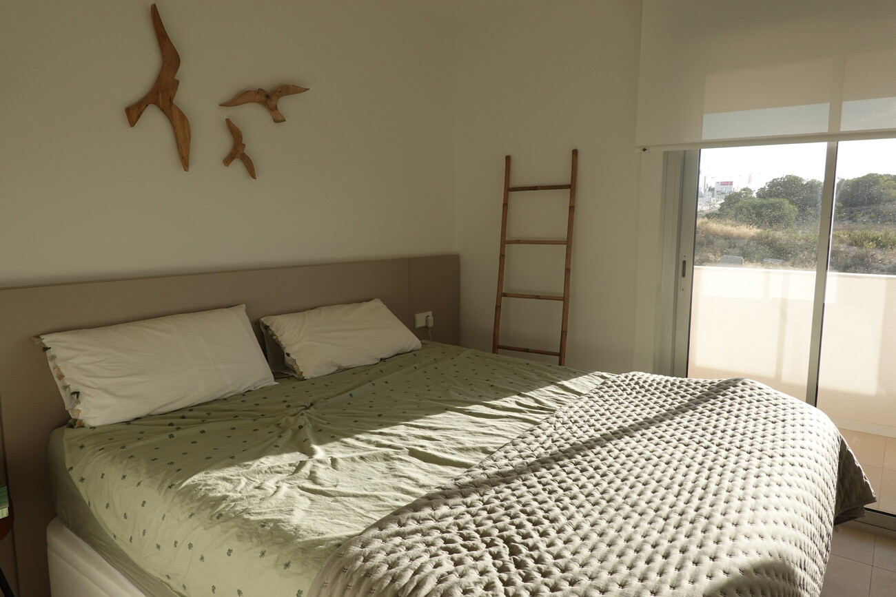 3 Bed, 2 Bath, ApartmentFor Sale, Torrevieja, Alicante