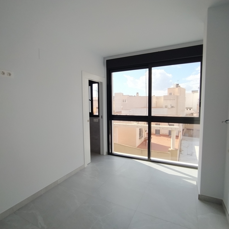2 Bed, 2 Bath, ApartmentFor Sale, Torrevieja, Alicante