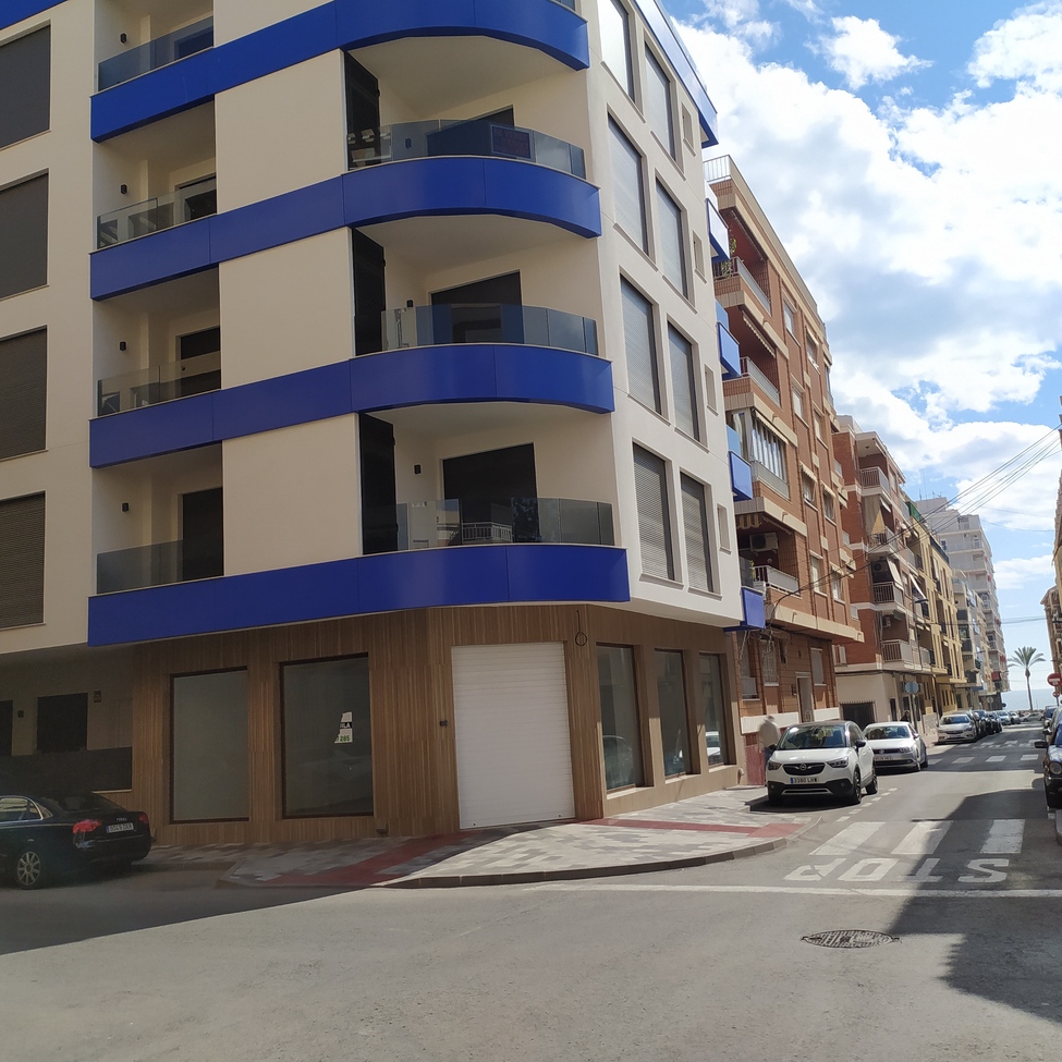 2 Bed, 2 Bath, ApartmentFor Sale, Torrevieja, Alicante
