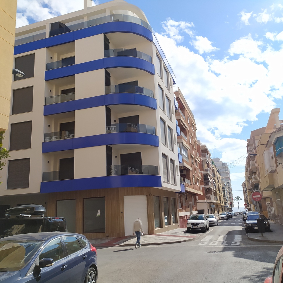 2 Bed, 2 Bath, ApartmentFor Sale, Torrevieja, Alicante