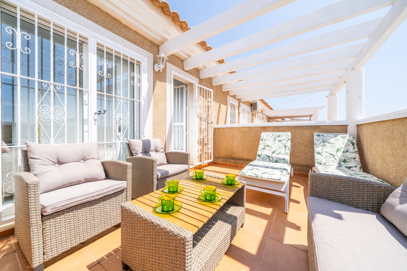 4 Bed, 2 Bath, HouseFor Sale, Orihuela Costa, Alicante