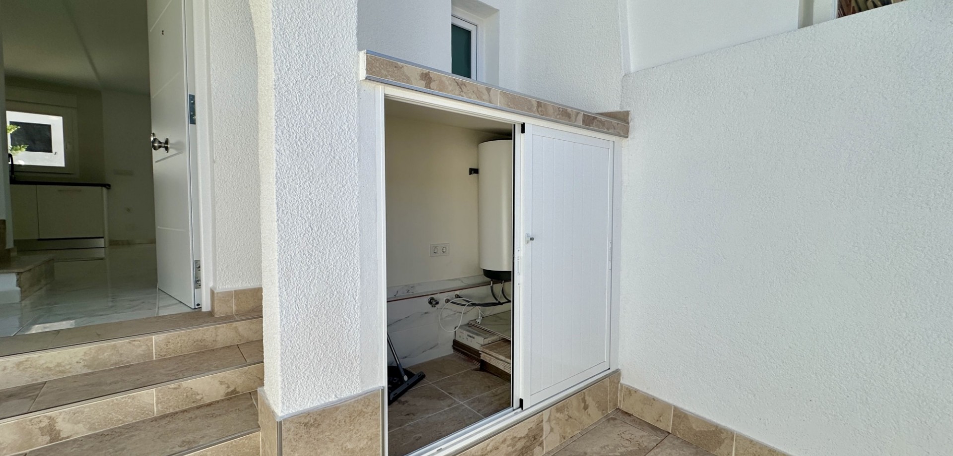 3 Bed, 2 Bath, HouseFor Sale, Torrevieja, Alicante