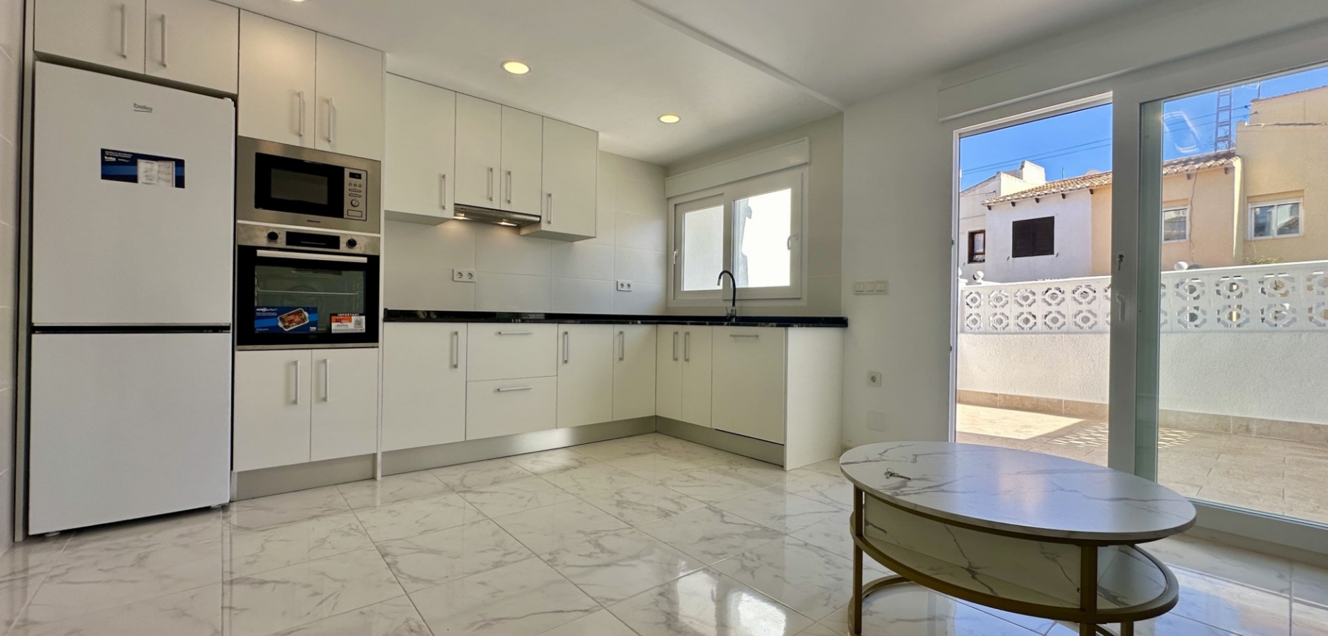 3 Bed, 2 Bath, HouseFor Sale, Torrevieja, Alicante