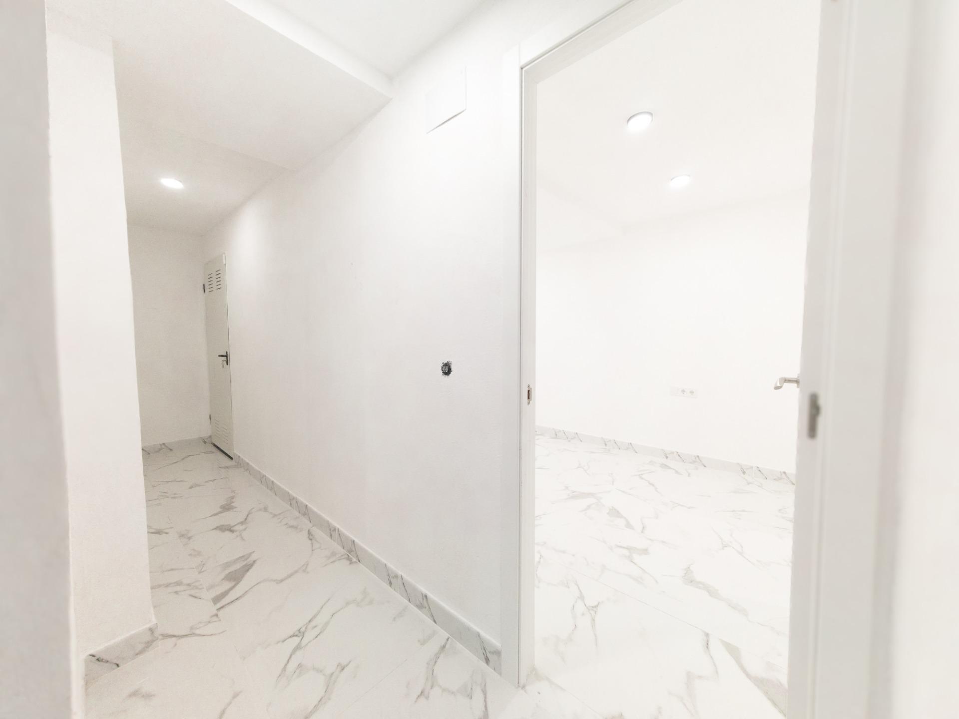 3 Bed, 3 Bath, ApartmentFor Sale, Torrevieja, Alicante