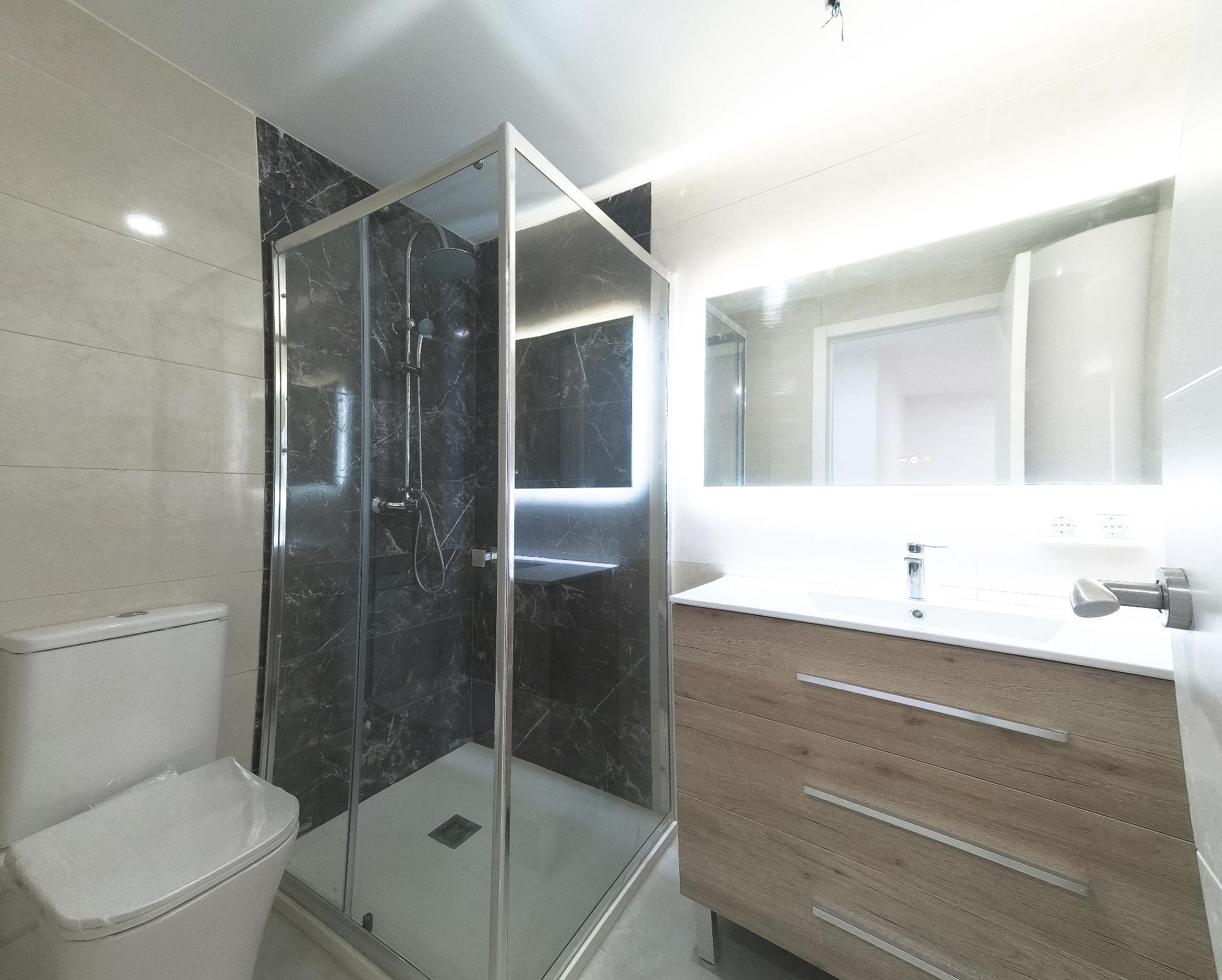 3 Bed, 3 Bath, ApartmentFor Sale, Torrevieja, Alicante