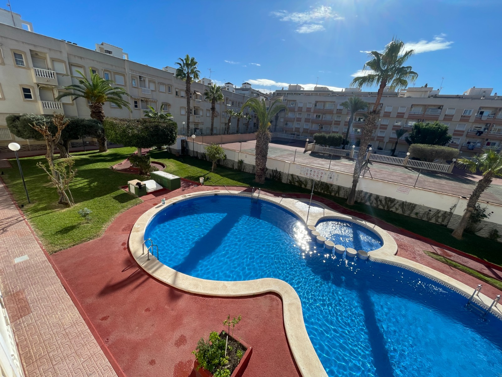 2 Bed, 1 Bath, ApartmentFor Sale, Torrevieja, Alicante
