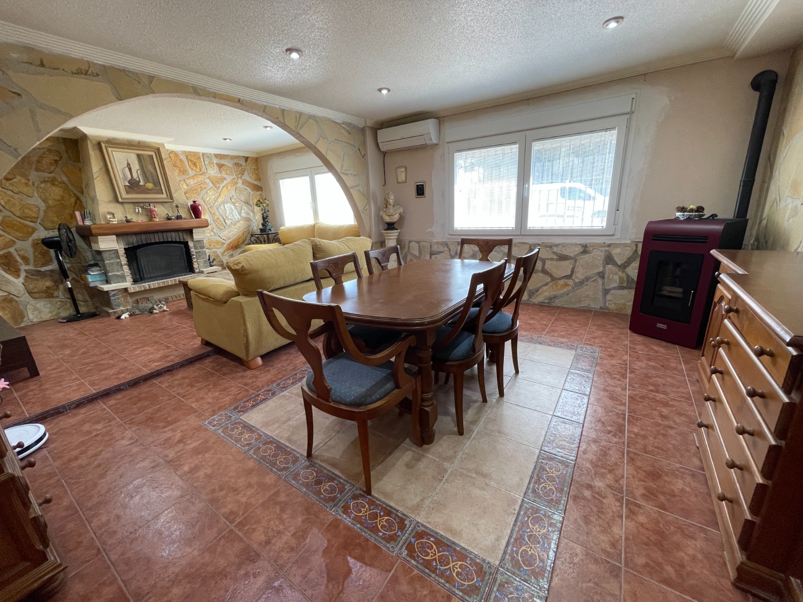 4 Bed, 2 Bath, HouseFor Sale, Crevillent, Alicante