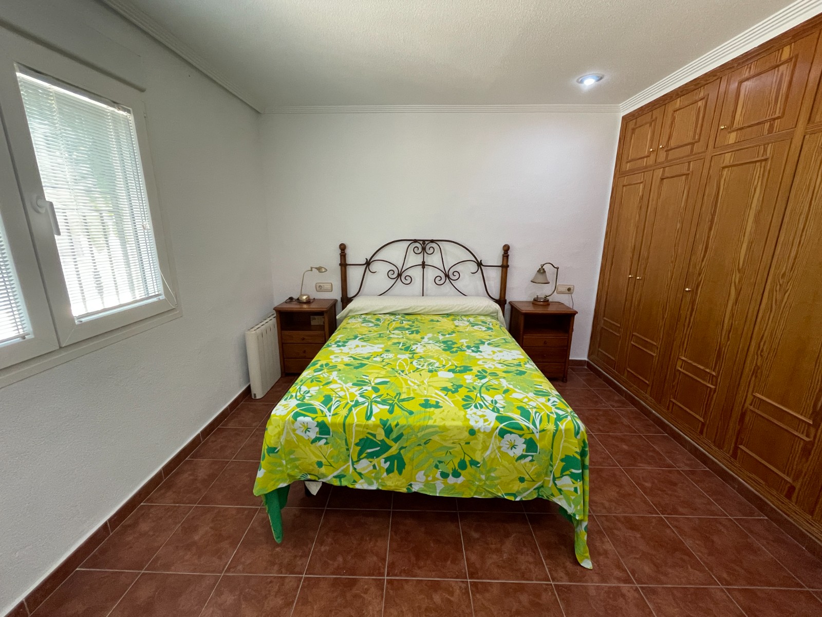 4 Bed, 2 Bath, HouseFor Sale, Crevillent, Alicante