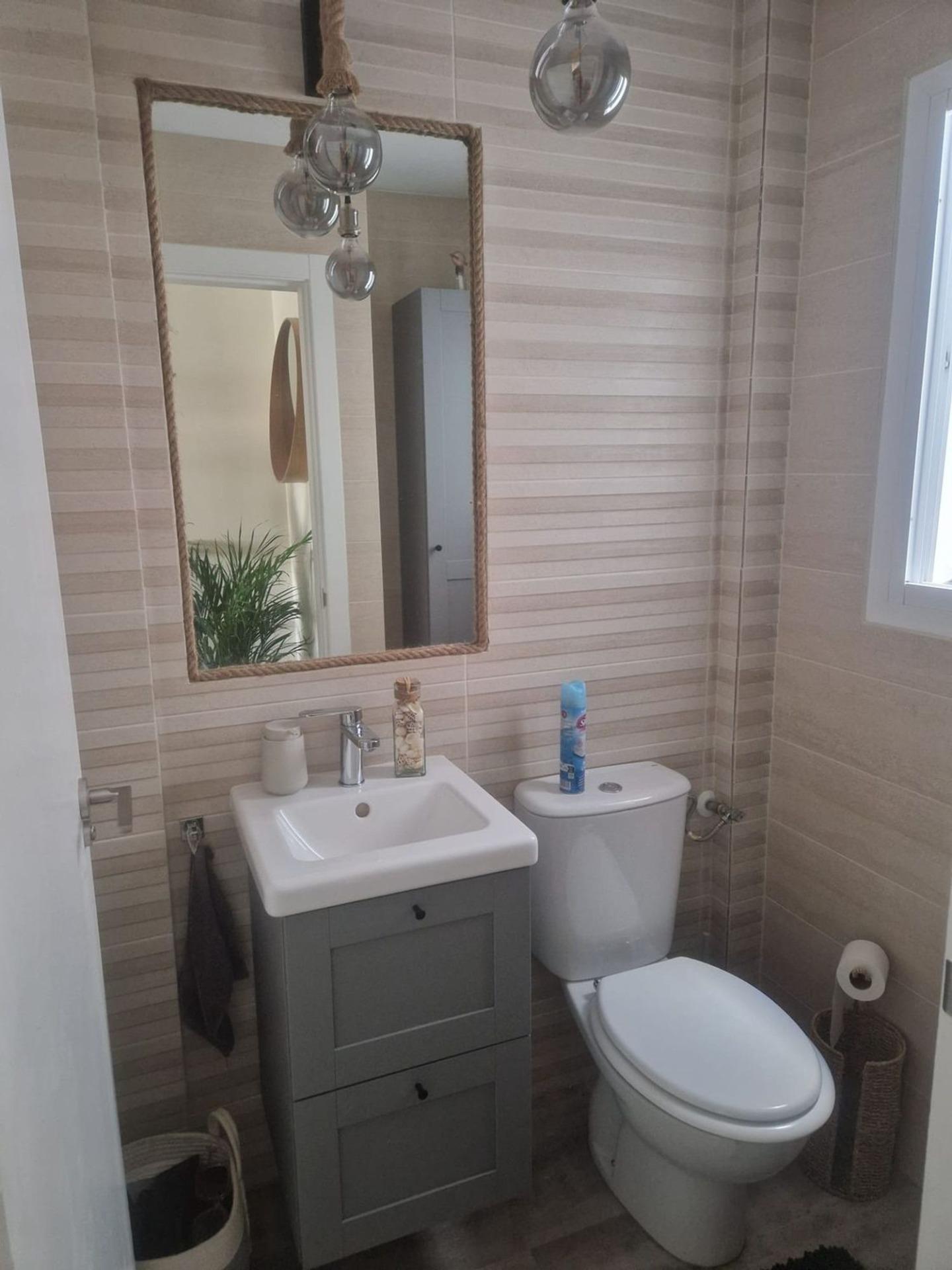 3 Bed, 2 Bath, ApartmentFor Sale, Torrevieja, Alicante