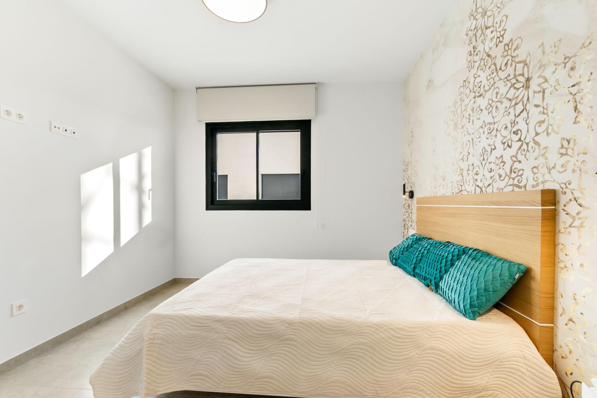 2 Bed, 2 Bath, ApartmentFor Sale, Torrevieja, Alicante