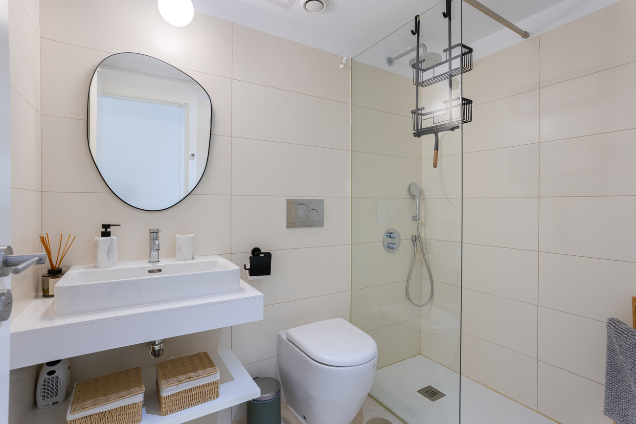 3 Bed, 2 Bath, ApartmentFor Sale, Torrevieja, Alicante