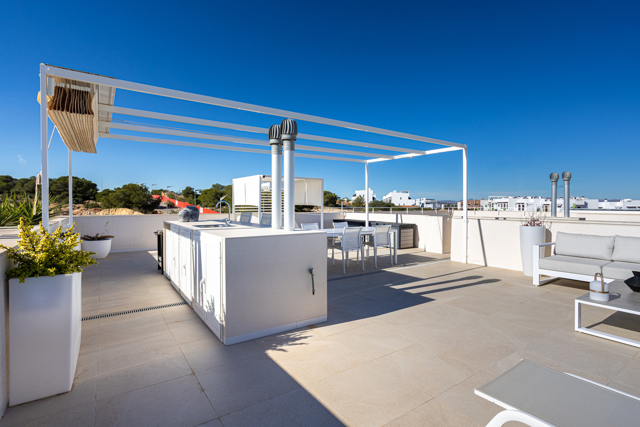 3 Bed, 2 Bath, ApartmentFor Sale, Torrevieja, Alicante