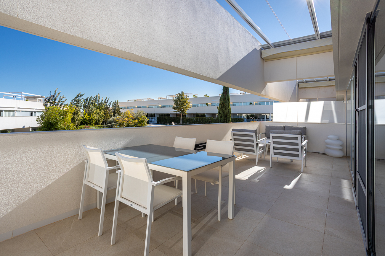 3 Bed, 2 Bath, ApartmentFor Sale, Torrevieja, Alicante