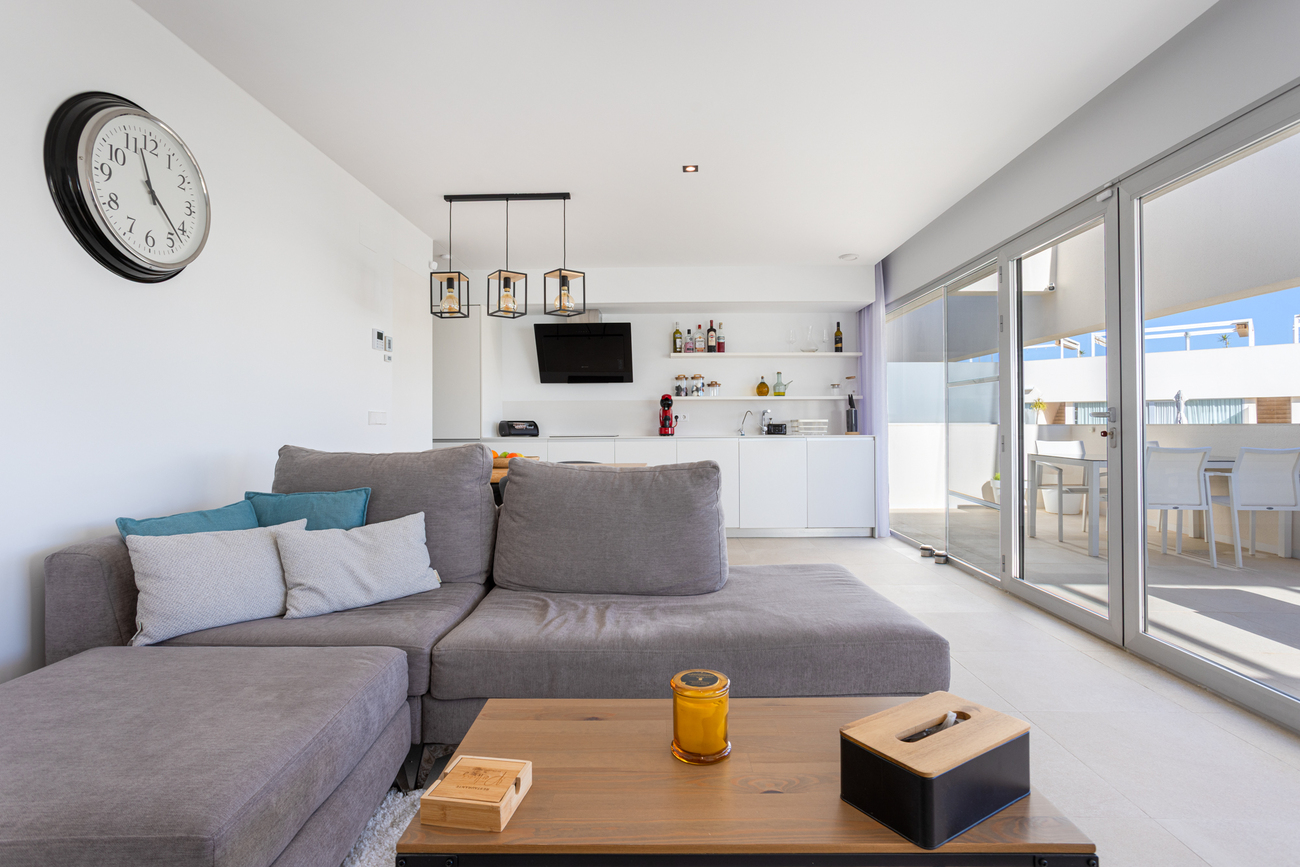 3 Bed, 2 Bath, ApartmentFor Sale, Torrevieja, Alicante