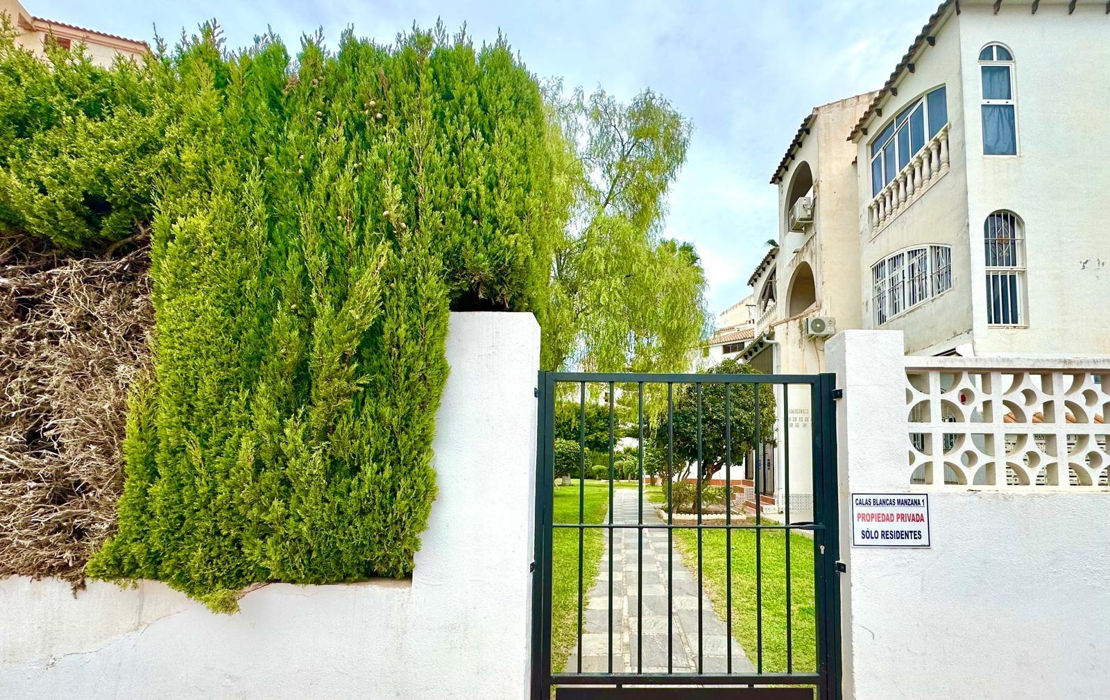 1 Bed, 1 Bath, ApartmentFor Sale, Torrevieja, Alicante