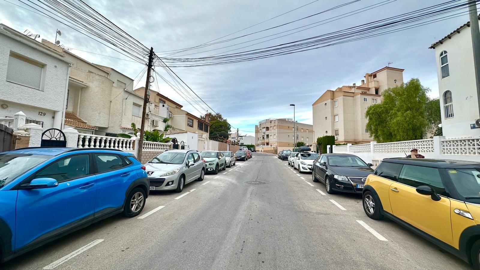 1 Bed, 1 Bath, ApartmentFor Sale, Torrevieja, Alicante