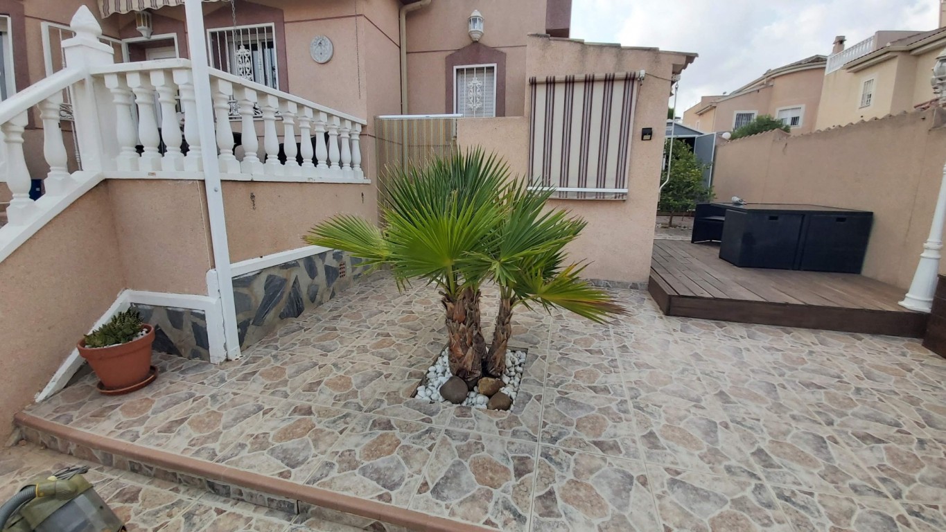 2 Bed, 1 Bath, HouseFor Sale, Benimar, Alicante