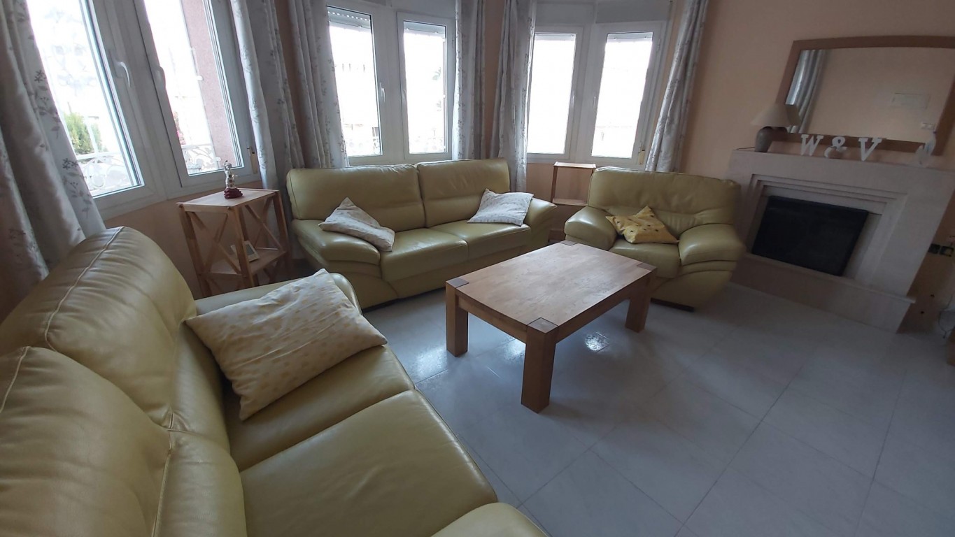 2 Bed, 1 Bath, HouseFor Sale, Benimar, Alicante