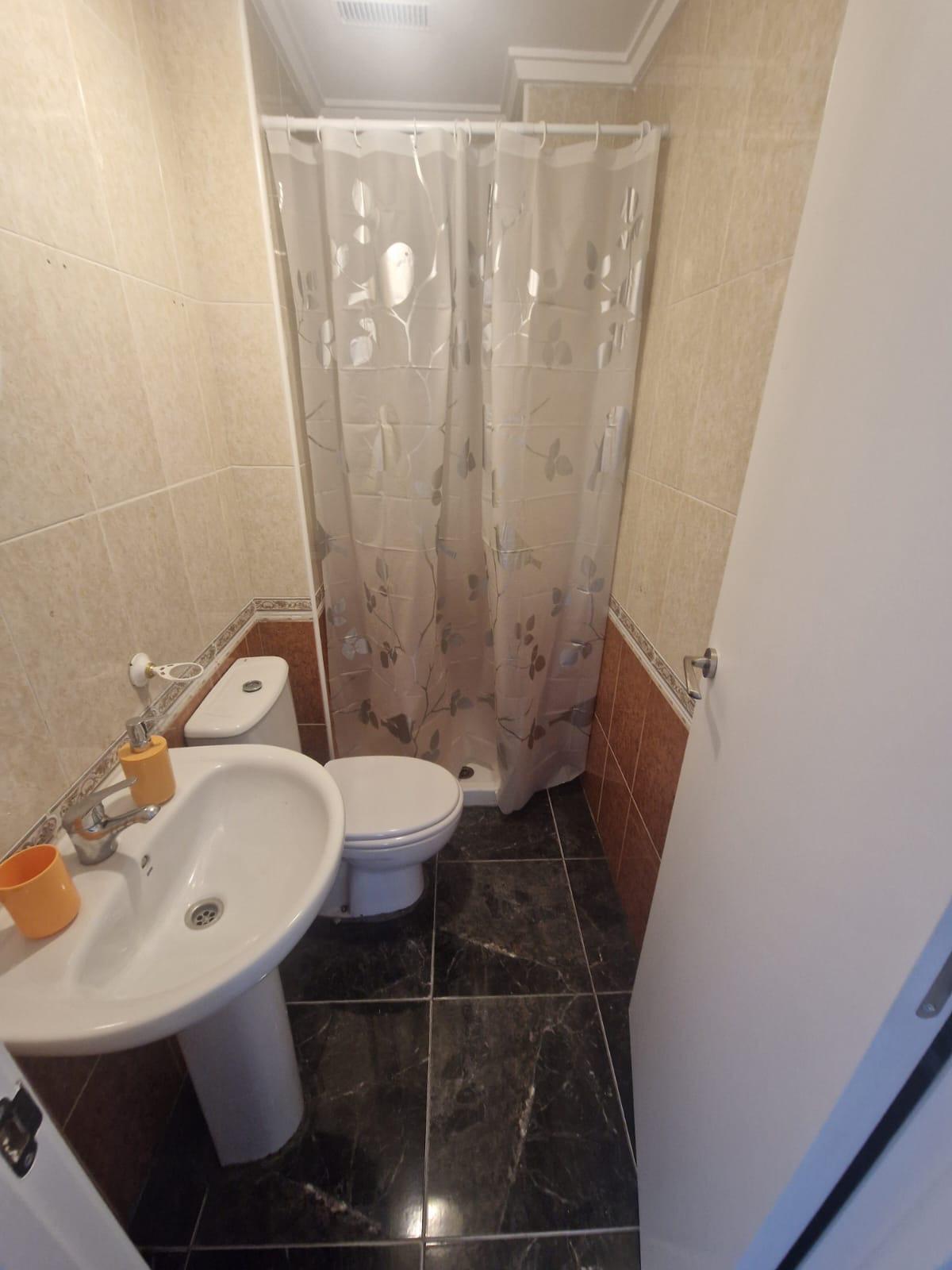 3 Bed, 2 Bath, ApartmentFor Sale, Torrevieja, Alicante