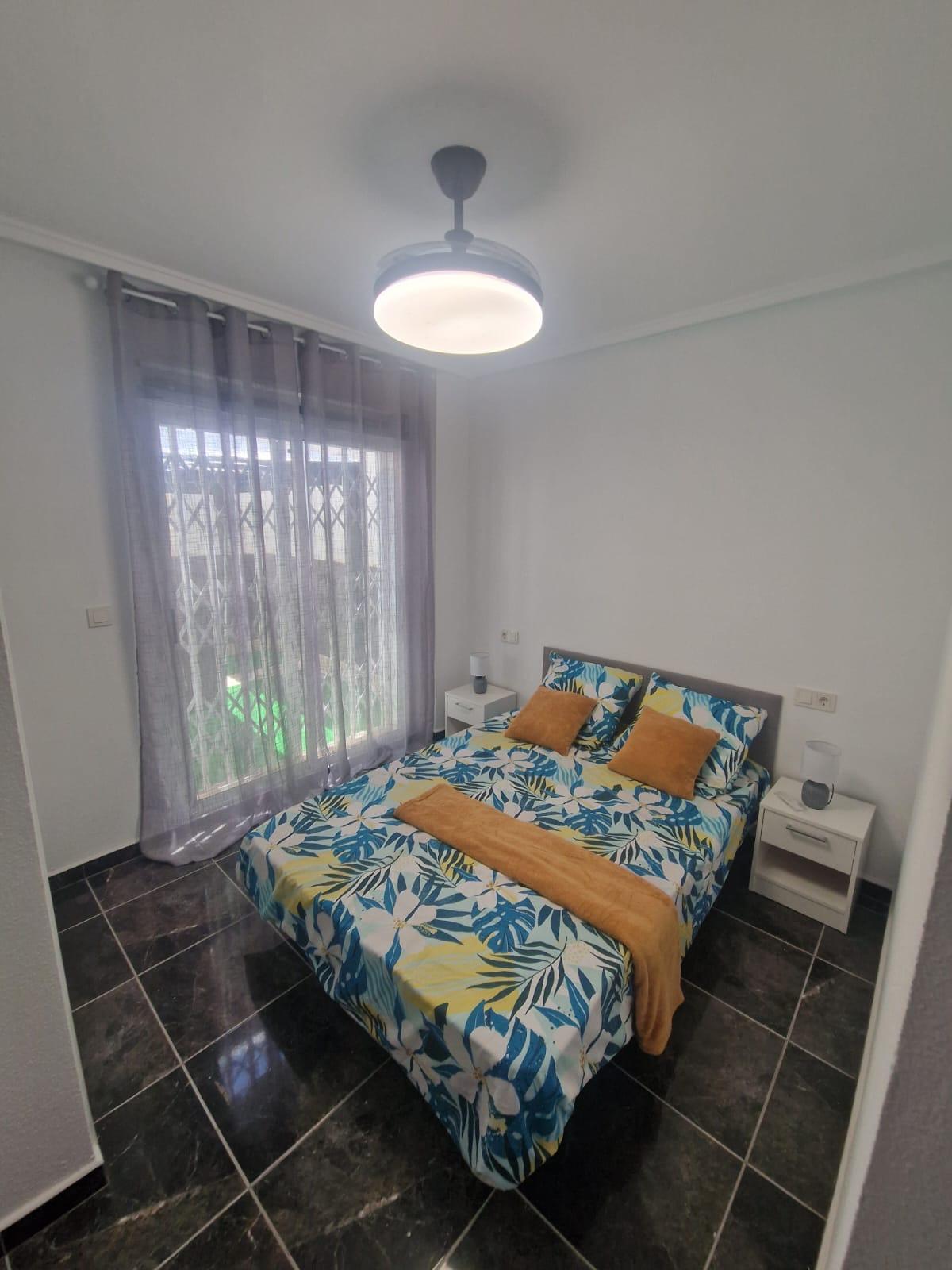 3 Bed, 2 Bath, ApartmentFor Sale, Torrevieja, Alicante