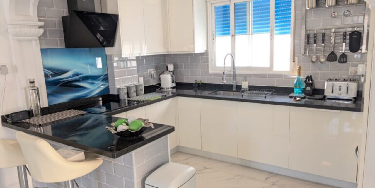 3 Bed, 2 Bath, HouseFor Sale, Villamartin, Alicante