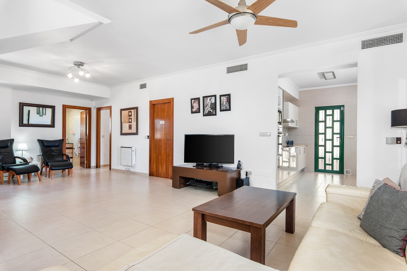 4 Bed, 2 Bath, HouseFor Sale, Ciudad Quesada - Rojales, Alicante