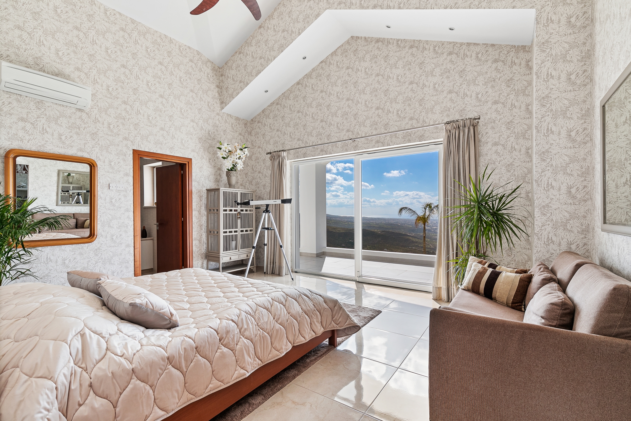 4 Bed, 4 Bath, HouseFor Sale, Paphos, Paphos