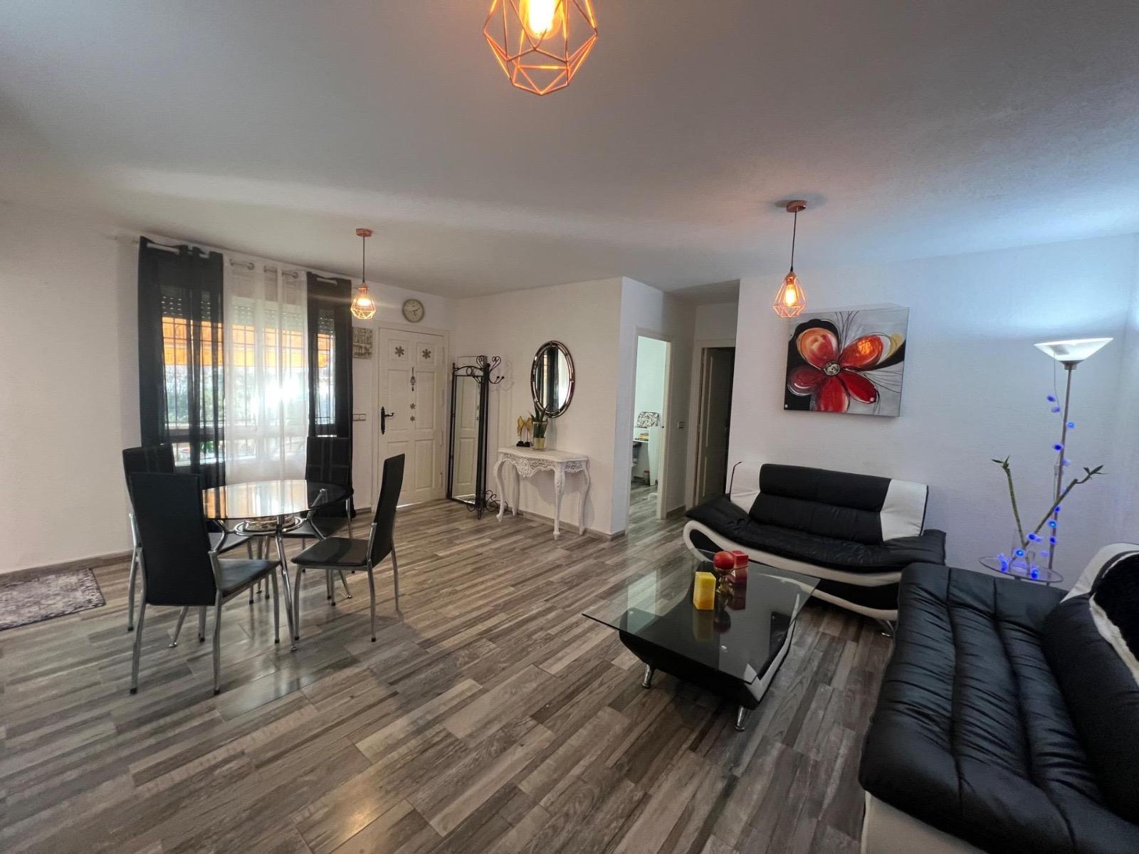 4 Bed, 2 Bath, HouseFor Sale, Torrevieja, Alicante