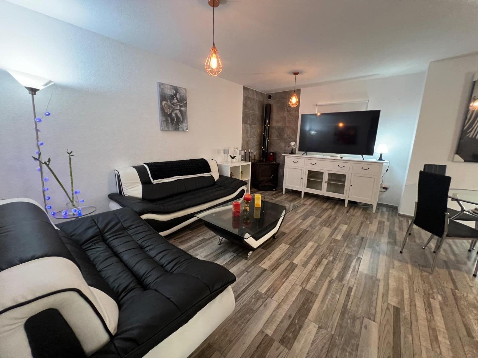 4 Bed, 2 Bath, HouseFor Sale, Torrevieja, Alicante